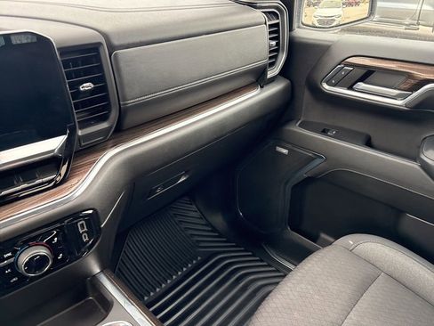 Certified 2024 Chevrolet Silverado 1500 RST w/ Redline Edition image 27