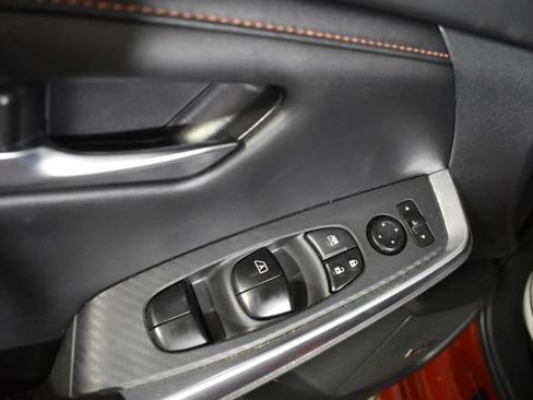 Used 2023 Nissan Sentra SR w/ SR Premium Package FWD image 8