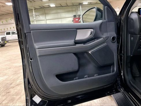 Certified 2025 Ford Expedition Max Active AWD/4WD image 22