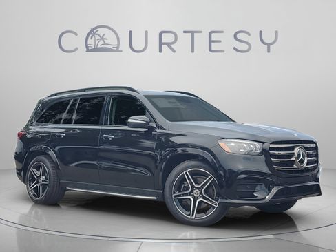Certified 2026 Mercedes-Benz GLS 450 4MATIC image 5