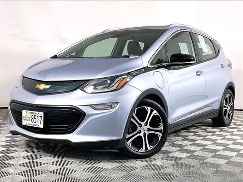 Used 2018 Chevrolet Bolt Premier w/ Driver Confidence II Package image 1