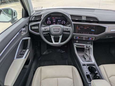 Used 2020 Audi Q3 2.0T Prestige w/ Prestige Package AWD/4WD image 15