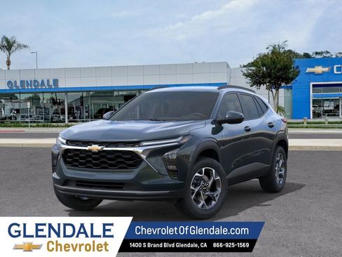 New 2026 Chevrolet Trax LT FWD image 6