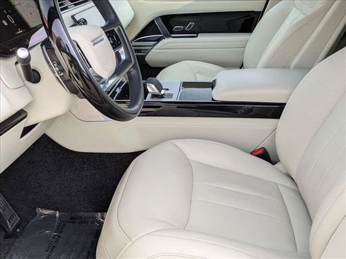 Certified 2025 Land Rover Range Rover Long Wheelbase SE AWD/4WD image 17