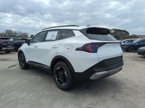 New 2026 Kia Sportage EX w/ EX Panoramic Sunroof Package AWD/4WD image 6