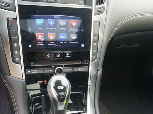 Used 2019 INFINITI Q60 3.0t Luxe AWD/4WD image 19