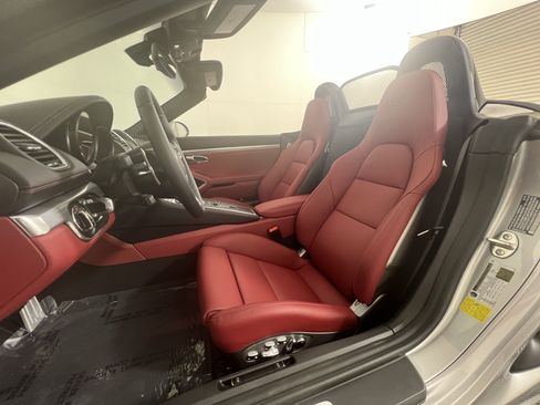 Certified 2025 Porsche 718 Boxster GTS RWD image 5