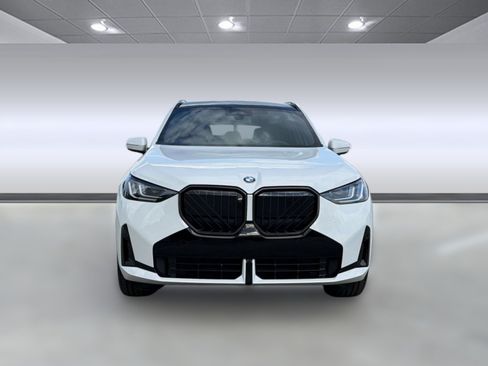 Used 2026 BMW X3 xDrive30i w/ Premium Package AWD/4WD image 5