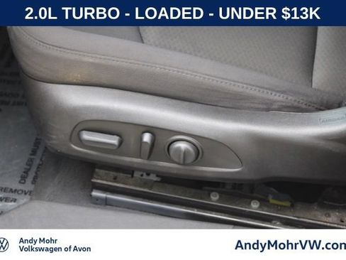 Used 2016 Chevrolet Malibu LT FWD image 15