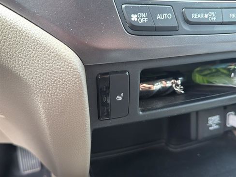 Used 2020 Honda Ridgeline RTL image 10