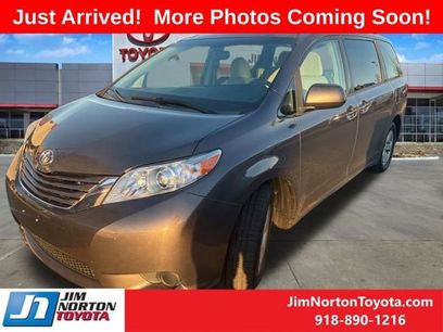 Used 2015 Toyota Sienna LE