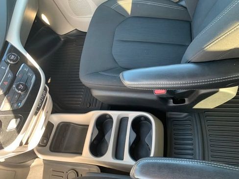 Used 2023 Chrysler Voyager LX FWD image 37