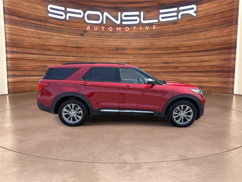 Certified 2023 Ford Explorer XLT w/ Equipment Group 202A AWD/4WD image 8