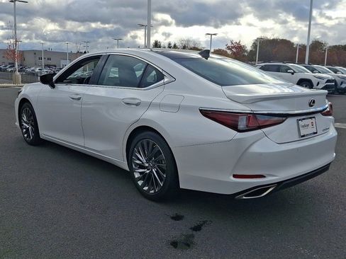 Used 2024 Lexus ES 350 Ultra Luxury image 4