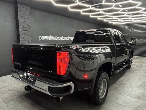 Used 2022 Chevrolet Silverado 3500 LT w/ Convenience Package AWD/4WD image 12