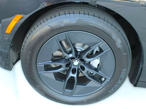 New 2026 BMW iX xDrive60 w/ Premium Package image 12