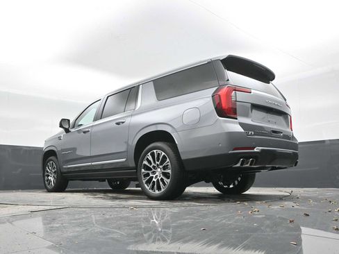 New 2026 GMC Yukon XL Denali w/ Sun & Power Step Package image 39