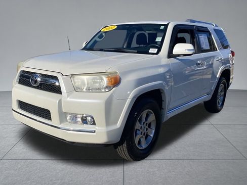 Used 2012 Toyota 4Runner SR5 image 2