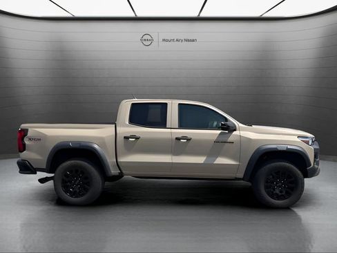Used 2023 Chevrolet Colorado Trail Boss w/ LPO, Skid Plate Package AWD/4WD image 3
