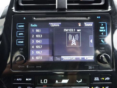 Used 2017 Toyota Prius Prime Plus FWD image 23