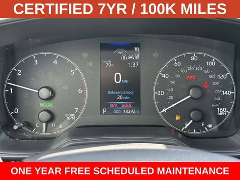 Used 2025 Toyota Corolla LE w/ Convenience Package FWD image 28