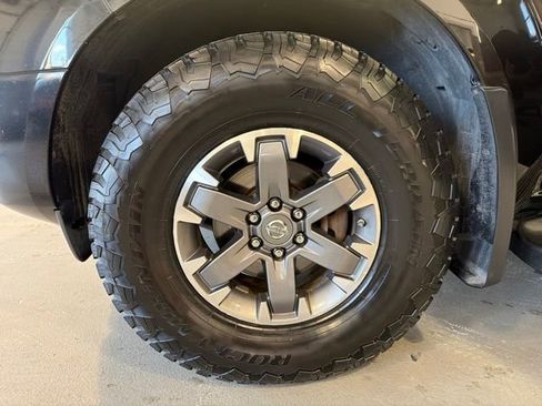 Used 2016 Nissan Frontier PRO-4X w/ Pro-4x Luxury Package AWD/4WD image 25