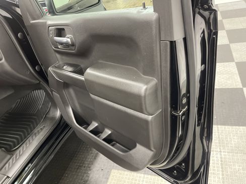 Used 2023 Chevrolet Silverado 1500 Custom Trail Boss image 23