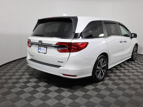 Used 2021 Honda Odyssey Touring image 5