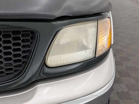 Used 2002 Ford F150 SuperCrew 139 4WD image 10