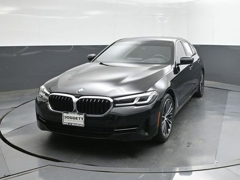 Used 2022 BMW 540i w/ Premium Package image 22
