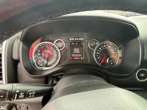 Used 2019 RAM 1500 Big Horn RWD image 23