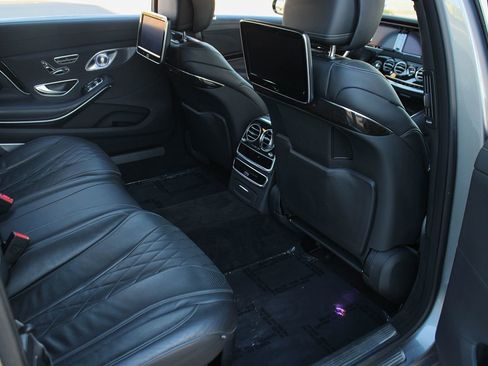 Used 2016 Mercedes-Benz Maybach S 600 image 25