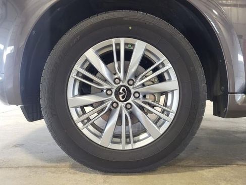 Used 2024 INFINITI QX80 Luxe AWD/4WD image 10