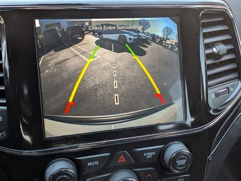 Certified 2021 Jeep Grand Cherokee Trailhawk image 27