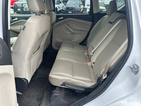 Certified 2018 Ford Escape SE w/ SE Sync 3 Package image 9