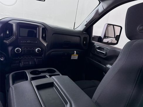 New 2026 GMC Sierra 2500 Pro w/ Convenience Package AWD/4WD image 14