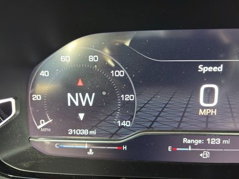 Used 2022 GMC Yukon XL Denali w/ Denali Ultimate Package image 19