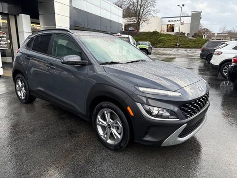 Used 2023 Hyundai Kona SEL w/ Cargo Package image 7