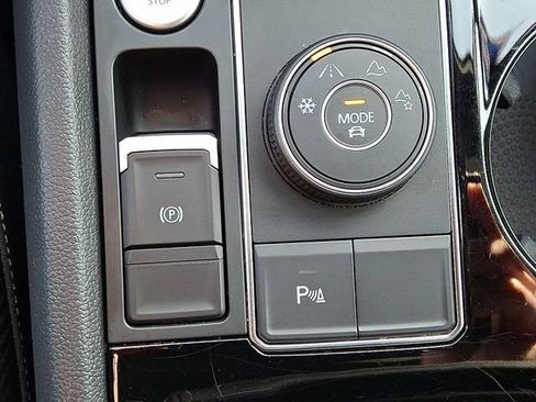 Used 2022 Volkswagen Atlas Cross Sport SE AWD/4WD image 24