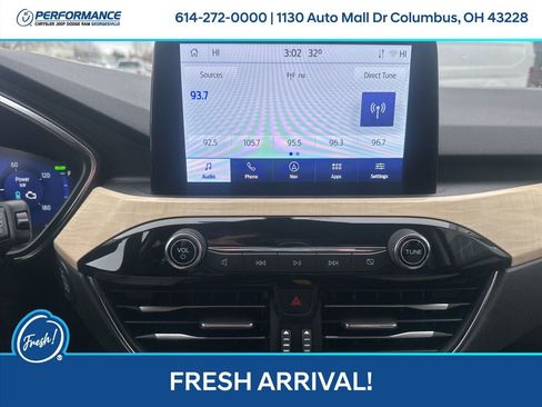 Used 2022 Ford Escape Titanium w/ Titanium Elite Package image 17
