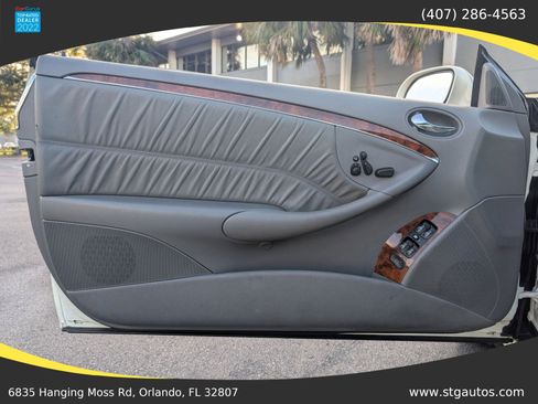 Used 2007 Mercedes-Benz CLK 350 Cabriolet image 24