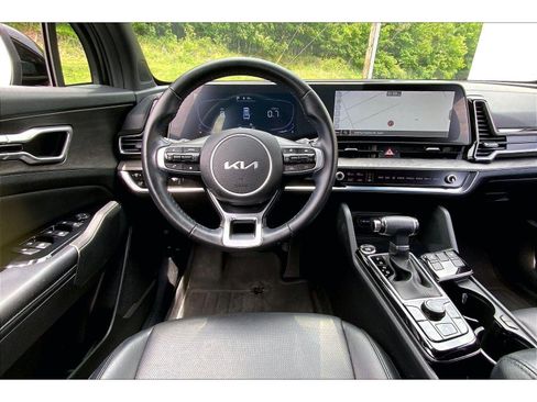 Used 2023 Kia Sportage X-Line w/ X-Line Premium Package AWD/4WD image 5