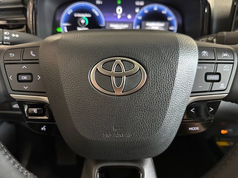 New 2026 Toyota Camry XLE FWD image 28