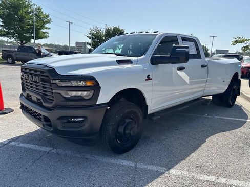 Used 2026 RAM 3500 Tradesman AWD/4WD image 14