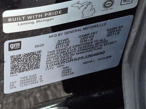 Used 2025 Chevrolet Traverse LT w/ Sun and Wheel Package FWD image 18