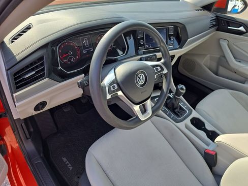 Used 2019 Volkswagen Jetta S image 12