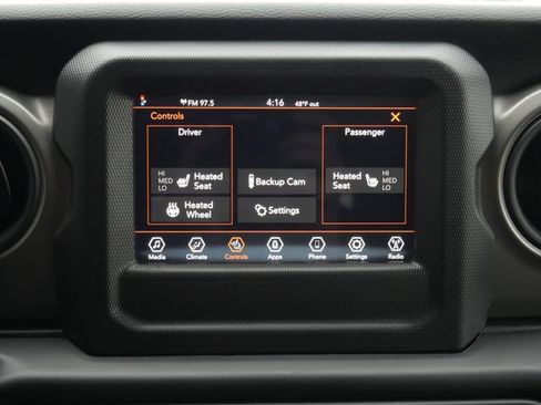 Used 2022 Jeep Wrangler Unlimited Sport AWD/4WD image 3