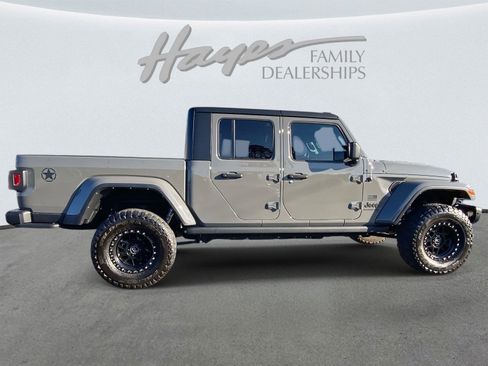 Certified 2021 Jeep Gladiator Sport image 2