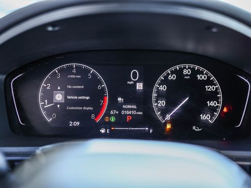 Used 2025 Honda Civic Sport image 29