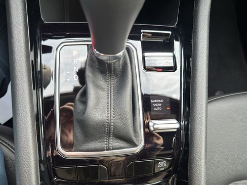 New 2026 Jeep Compass Latitude AWD/4WD image 17